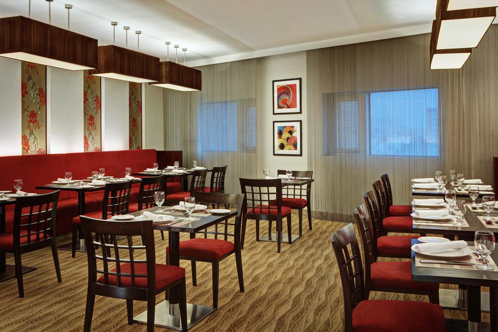 MÖVENPICK HOTEL & RESIDENCE HAJAR TOWER